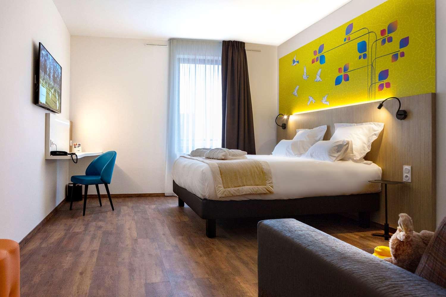 Kyriad Prestige Amiens Poulainville - Hotel And Spa Esterno foto