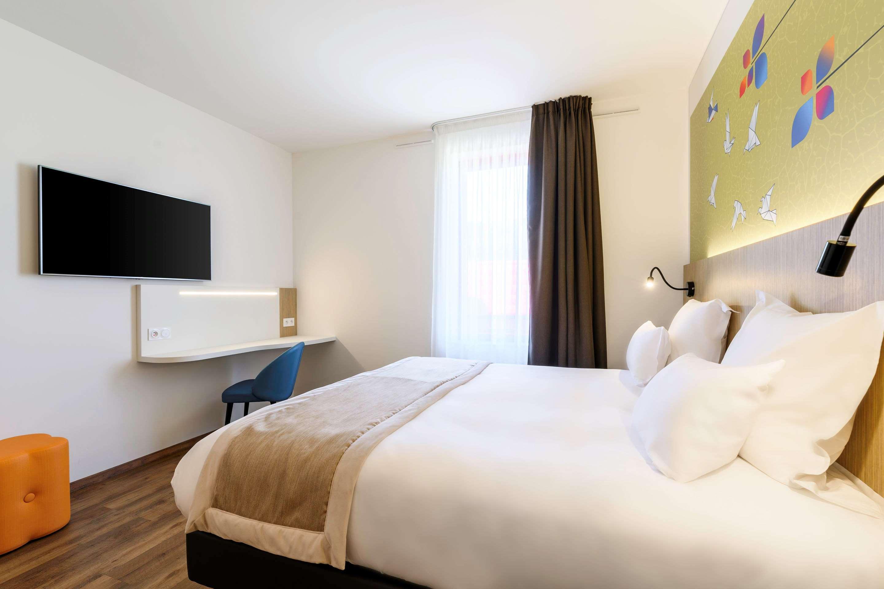 Kyriad Prestige Amiens Poulainville - Hotel And Spa Esterno foto
