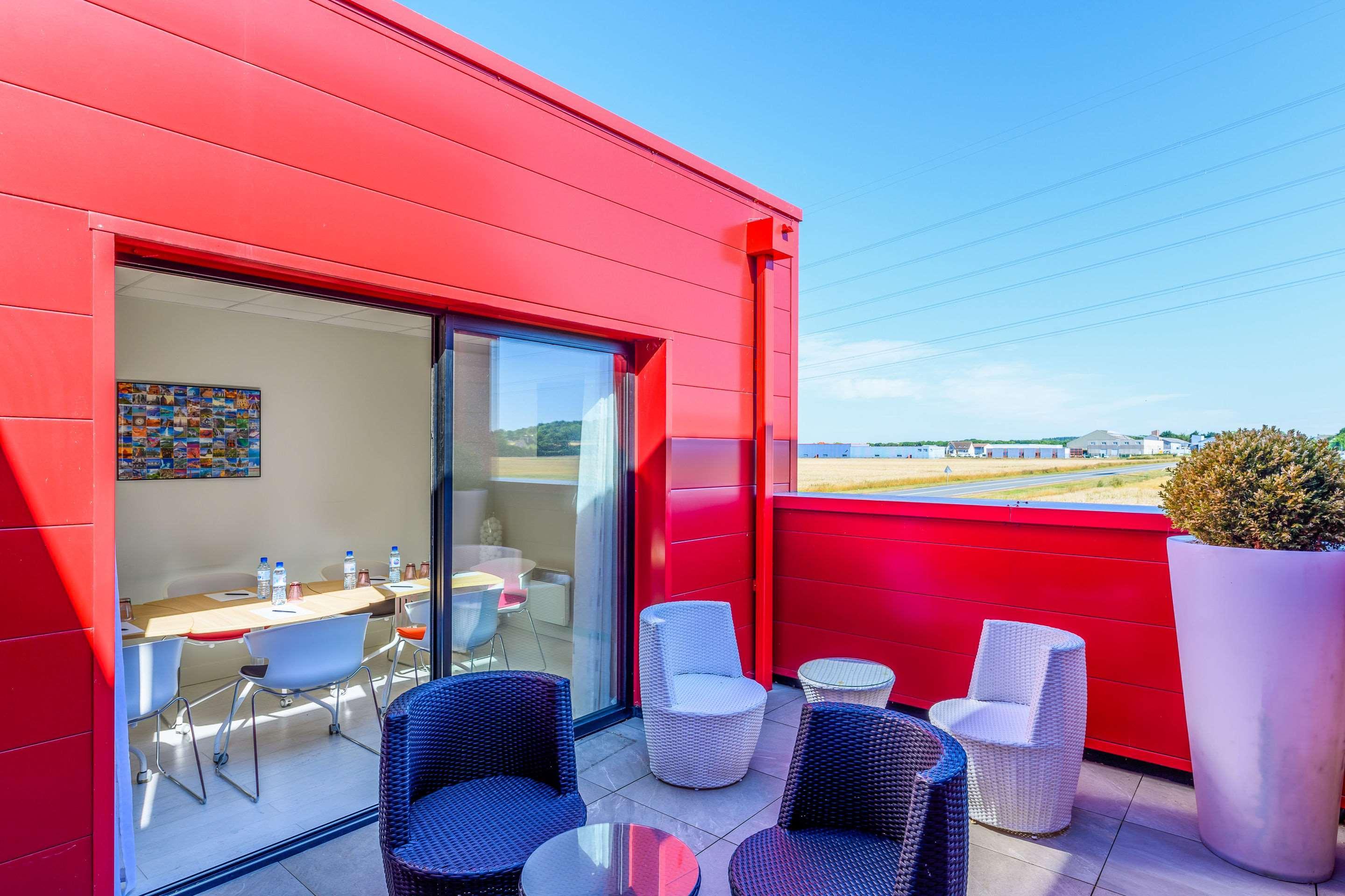 Kyriad Prestige Amiens Poulainville - Hotel And Spa Esterno foto
