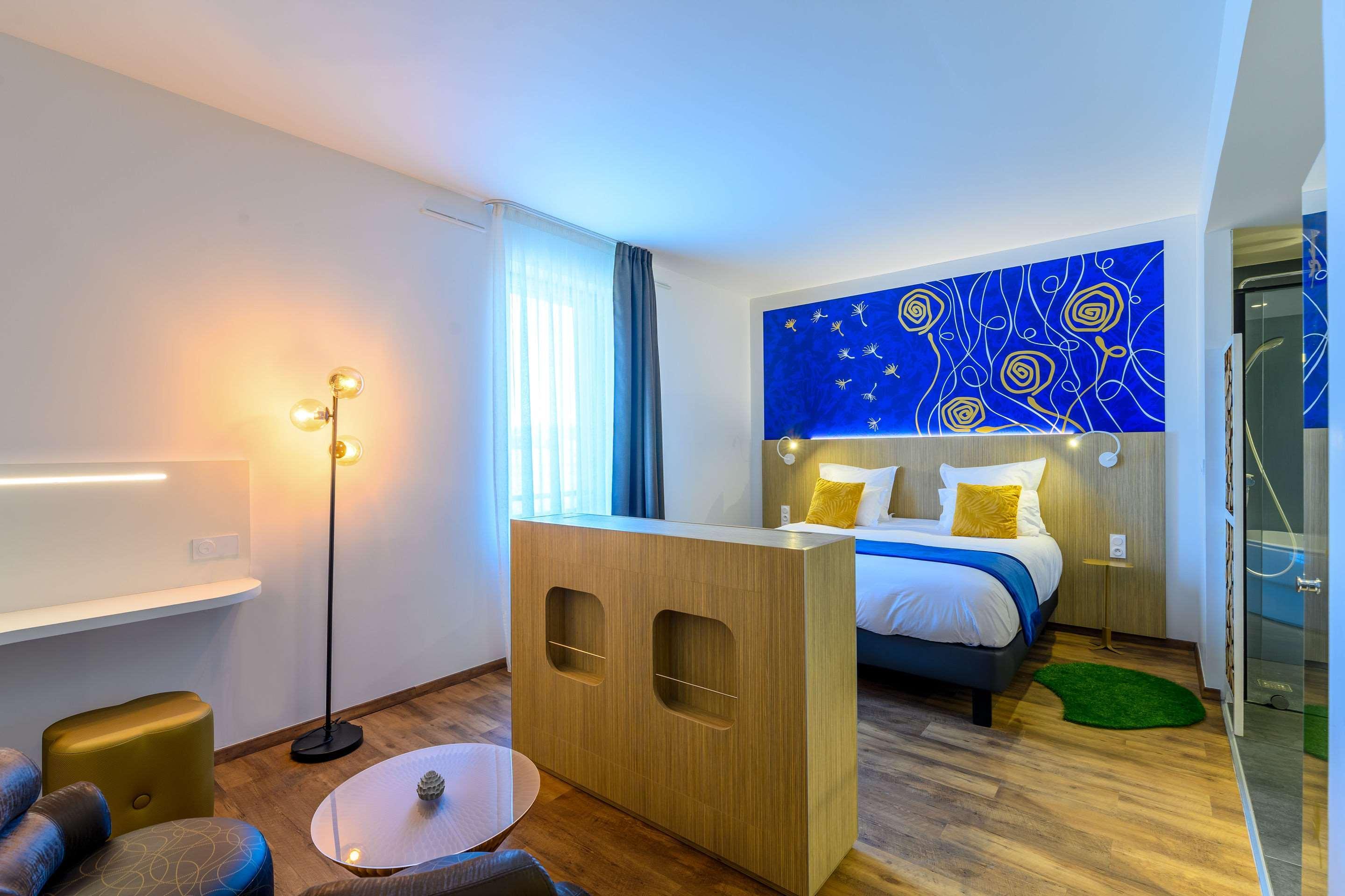Kyriad Prestige Amiens Poulainville - Hotel And Spa Esterno foto